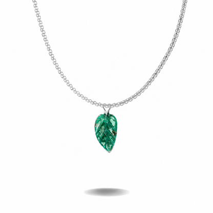 Étoile Leaf Necklace
